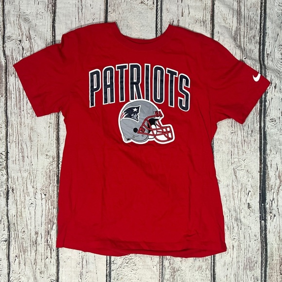 New England Patriots The Nike Tee Red Crewneck NFL Football Tshirt - Picture 1 of 4